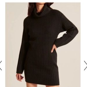 Abercrombie & Fitch Women's Easy-Fitting Turtleneck Sweater Dress